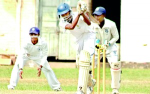 In the picture above Josephian bowler Hashendra Perera (unseen) clean bowls St. Sebastian’s batsman Shaveen Fernando at Darley Road while on left, DSS bowler Osuru Bulathsinhala who picked three wickets against Prince of Wales in action at Wijerama Mawatha, in their resepctive first XI matches. - Pix by Ranjith Perera