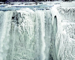 A collection of spectacular photographs have shown the moment the U.S. side of the famous falls froze before they could reach the bottom. Reuters