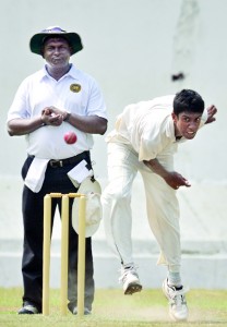 Mahinda paceman Pasindu Dilshan took three Nalanda wickets at Campbell Place  		  - Pix by Ranjith Perera