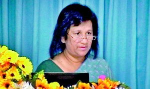 Professor Indira Silva