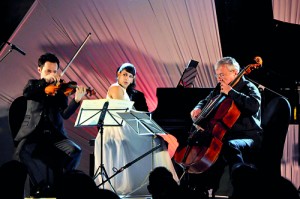 Gabriel, Shani and Valentin performing in Colombo