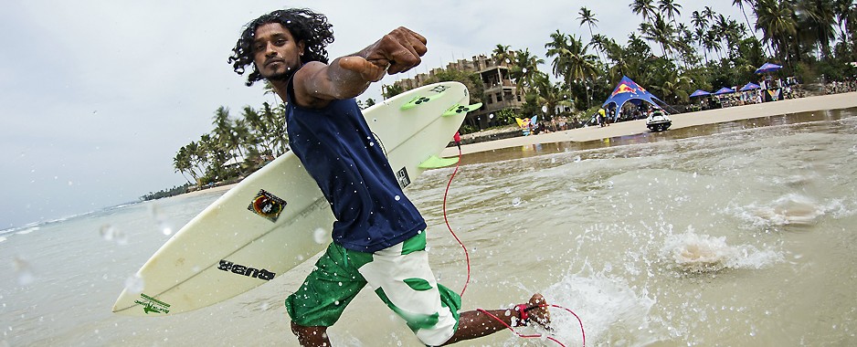 Ride my wave at Arugam Bay