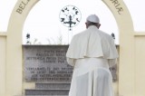 Pope decries  piecemeal WW III