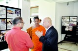 Iraq Ambassador meets guests at exhibition