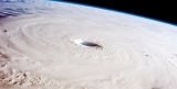 Super Typhoon Maysak weakens but  thousands being evacuated in Philippines