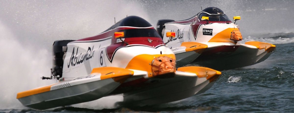 Powerboat sport revs up in Lanka