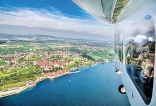 Nostalgic flight into the past in a zeppelin