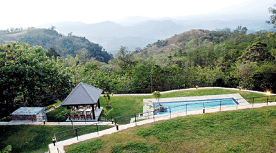 Affordabel-hotels--Melhiem-pool-pic