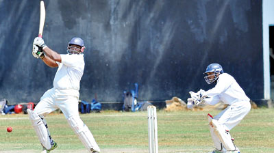 Union-Assurance's-Lakshan-Perera