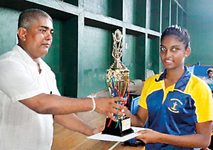 63f4Dilani-Perera_11042016_SP2_CMY