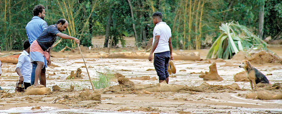 Terror of new landslides as villagers dig with bare hands for loved ones