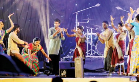 Folk and fusion  in Galle