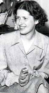 2d42Young-Genevieve-De-Gaulle-pic_10082016_S02_CMY