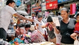 Govt. to crack down on hawkers in Colombo city