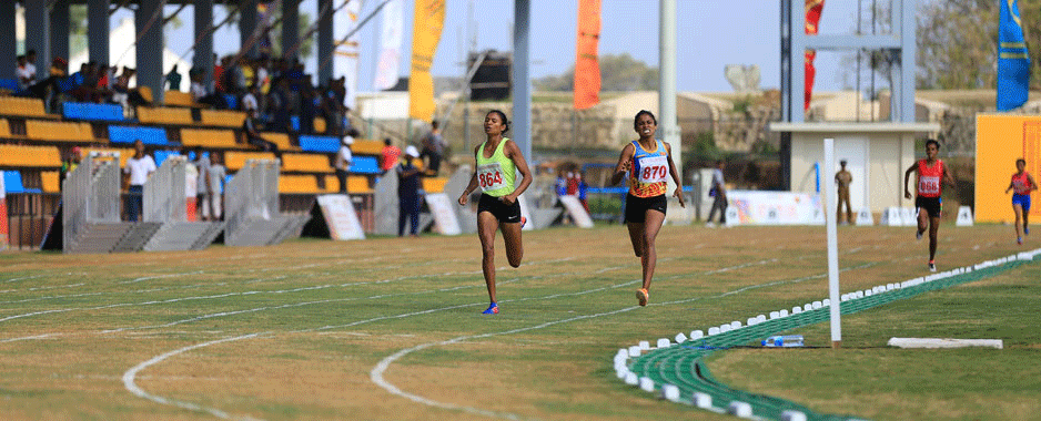 800metre poser;  to be or not to be — Nimali vs Dhammika Manike