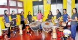 Giving pulse to female drummers