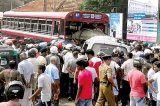 11 killed in van-bus collision in Chavakachcheri