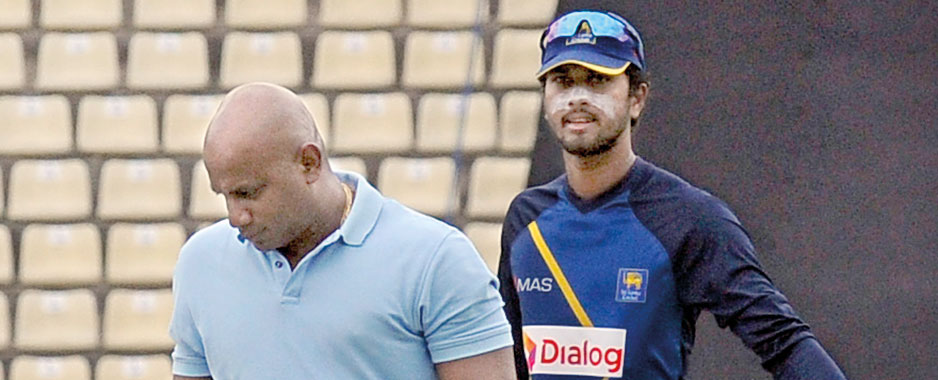 Sanath laments over Lankan batting woes
