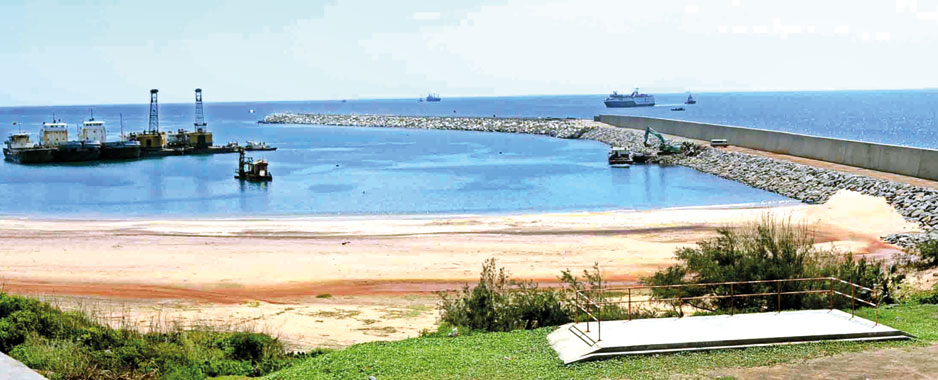 Efficient operation of the Hambantota port