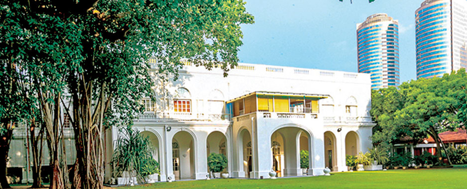 Axe falls on historic banyan tree at President’s House