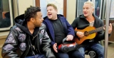 Subway Karaoke:James Corden, Sting and Shaggy in viral Grammy clip