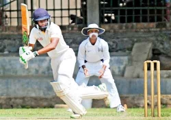 Kamil, Pasindu, Gayan steer Royal to victory