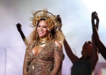 Beyonce to donate $100,000 towards college scholarships