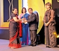 Sunday Times Kumudini Hettiarachchi wins gold at The ‘Top 50′ Professional and Career Women Awards 2018