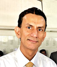 Dr.-Rizny-Sakkaff