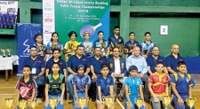 Hiruna and Bimandie win Junior Titles