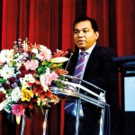 he Chief Gust of the event Dr Rajitha Silva addressing the gathering.