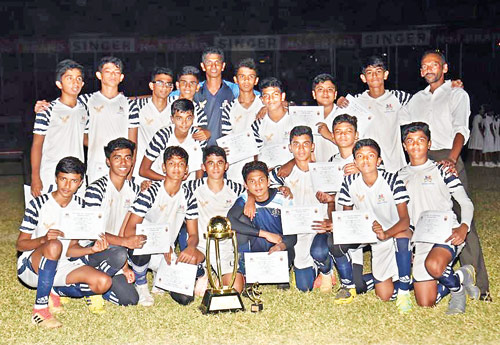 Gateway-Kandy-Football-Team