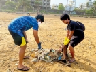 Keeping clean a beach full of memories