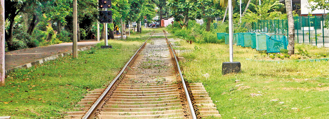 Transport experts on collision course; controversy rages over Kelani Valley railway project