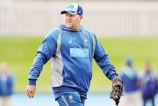 Sri Lanka bowling coach Saker linked with Warwickshire