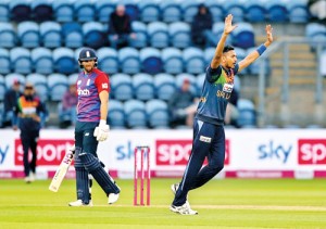 English feast at Southampton as Sri Lanka suffer series whitewash