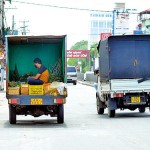 Dehiwala: Mobile stores, Pix by Eshan Fernando