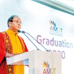 Chief Guest - renowned filmmaker Dr. Somaratne Dissanayake delivering a talk to the young graduates at AMDT School of Creativity