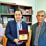 In recent visit Professor Senaratne (right) also met the Head of School of Built Environment Professor Mostafa Jelodar (Middle). Senior Lecturer and PhD supervisor Dr Mostafa Babaeian Jelodar also in the photo.