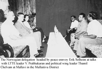 The Norwegian delegation headed by peace envoy Erik Solheim at talks with LTTE leader V.Prabhakaran