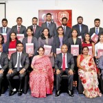 Certificate holders with CA Sri Lanka’s President Mr. Sanjaya Bandara, CEO Ms. Dulani Fernando,  Director of Student Affairs, Ms. Lakmali Priyangika, and lecturers.