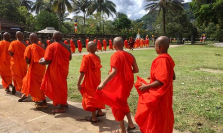 When 500 monks went on Pindapatha in Kandy town