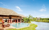 Vil Uyana in 15 best eco hotels list by Condé Nast Traveller