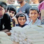 Katchativu: Something to smile about: Lunch packets for all Pic by Eshan Fernando