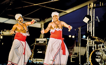 Matara’s maiden arts festival opens many doors