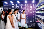Taking a look: Hotel Show attracts future resources