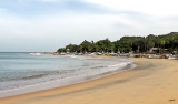 Tourism sector raises concern about illegal Israeli businesses in Arugam Bay Tourism sector raises concern about illegal Israeli businesses in Arugam Bay