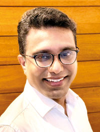 Dr-Gayan-Ekanayaka-Specialist-plastic-surgeon