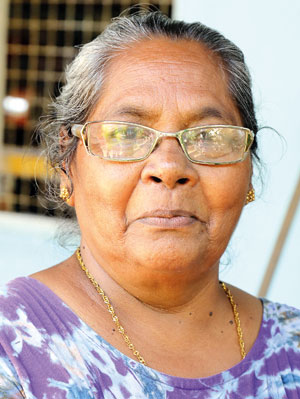 16-9Y1A9912-Sandanam-Flory