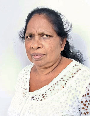 Deepa-Senevirathne-from-Kandy_P10
